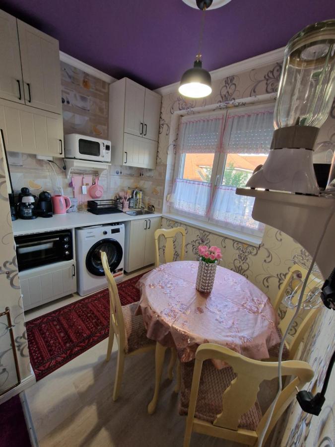 Kleopatra Apartman Hajdúszoboszló Exterior foto